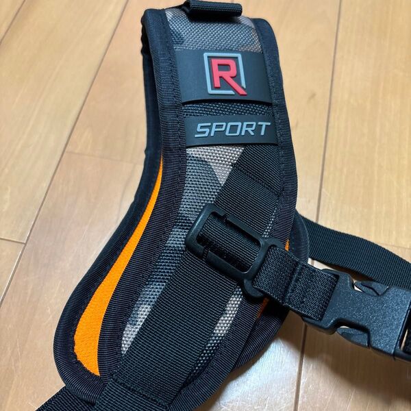 BlackRapid R SPORT 迷彩カメラストラップ