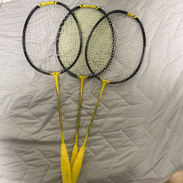 YONEX nanoflare 1000z 4ug5 3本