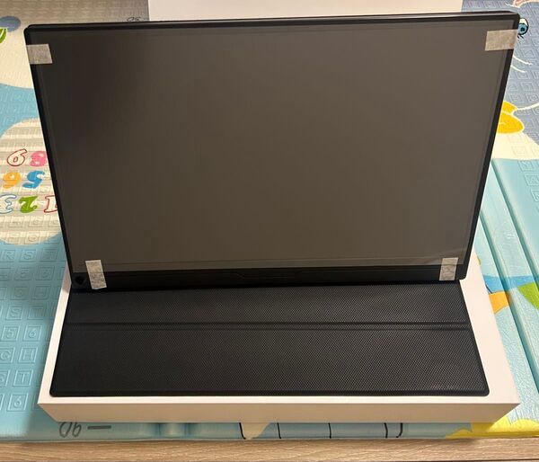 モバイルモニター ホワイト 17.3 インチ スタンドケース 解像度 3840*2160 ゲームモニター モニター ディスプレイ