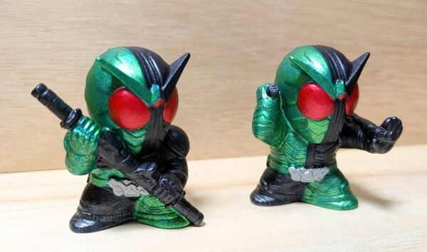 仮面ライダーダブル(アントホッパーイメージカラーver)指人形 素人リペイント製作物