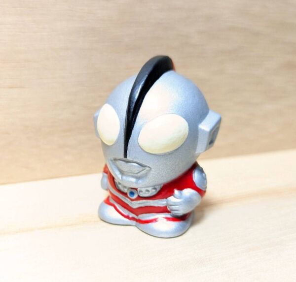 ゾフィー(さらばウルトラマンver)指人形 素人リペイント製作物
