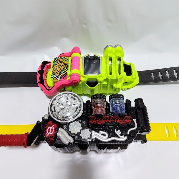 ☆美品☆ 仮面ライダー 変身ベルト エグゼイド ビルド 2本セット