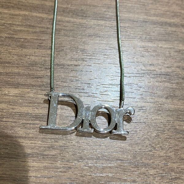 Christian Dior クリスチャンディオール アクセサリー ネックレス ロゴ シルバーカラー 小物 レディース アイテム