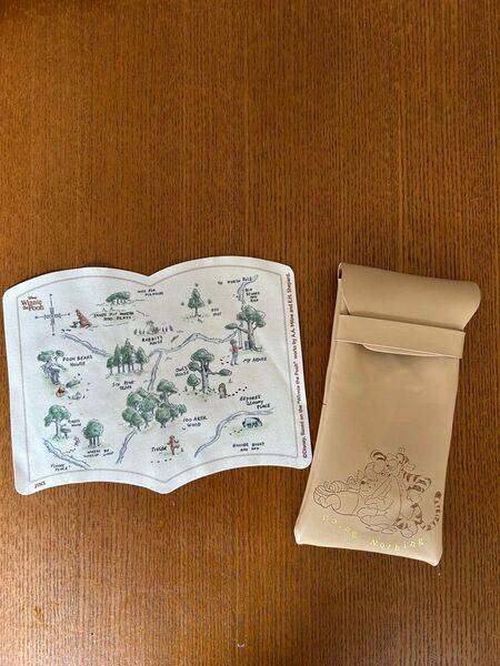 新品未使用 JINS HOME ディズニープーさん メガネケース& メガネ拭き