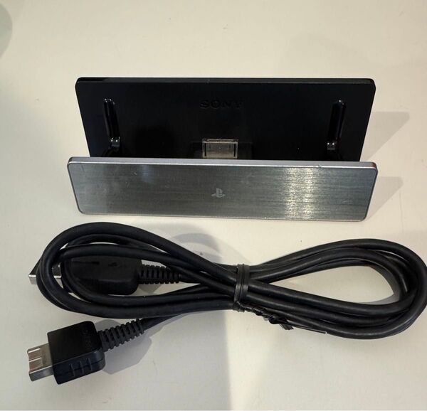 PS Vita PCH-1000 1100用 クレードル PCH-ZCL1 PlayStation VITA 純正ケーブル付き
