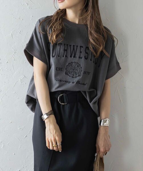 【新品】Bonjour Sagan カレッジ刺繍ピグメントスウェットTシャツ チャコールグレー