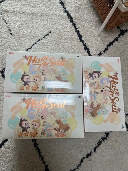 ポップマート ザ モンスターズ ハブアシート ぬいぐるみ シリーズ 3ボックス