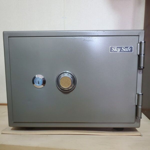 sky safe ダイヤル式 耐火金庫