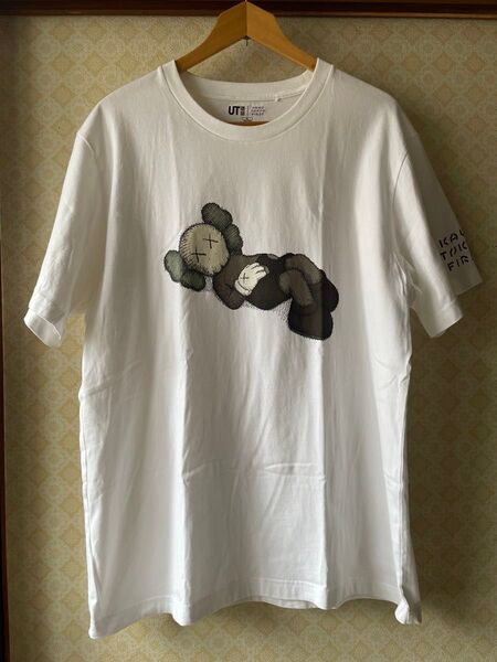 ユニクロ カウズ UT ホワイト XLサイズ 半袖Tシャツ UNIQLO KAWS コラボ 限定 446312