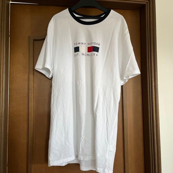 TOMMY HILFIGER Tシャツ