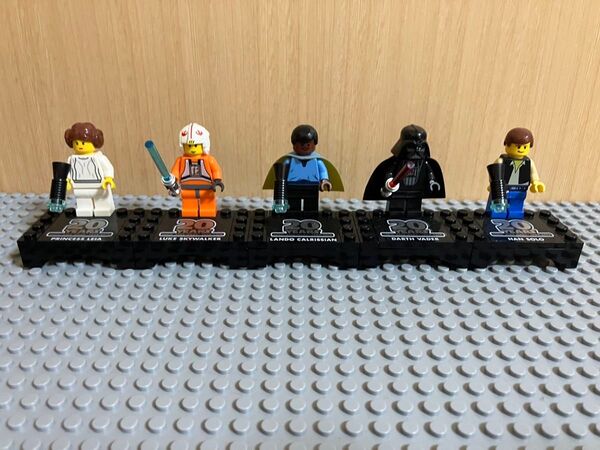 レゴ ミニフィグ スターウォーズ 20周年 ダースベイダー ランド・カルリジアン レイア ハン・ソロ ルーク・スカイウォーカー