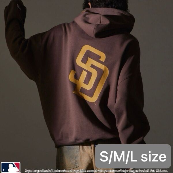 【別注】 MLB公式 サンディエゴ・パドレス 裏起毛バックロゴ フーディー スウェットパーカー トップス S/M/Lサイズ