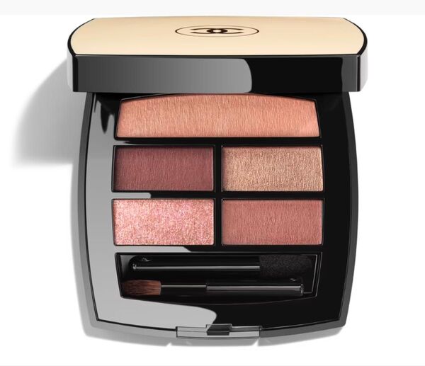 CHANEL レ ベージュ パレット ルガール テンダー アイシャドウ