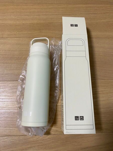 ユニクロ 炭酸対応ステンレスボトル アイボリー 新品未使用 0.45L
