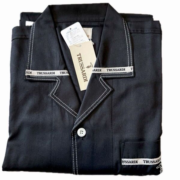 新品 TRUSSARDI 長袖パジャマ おしゃれ ライン 上下 メンズ ブラック 未使用 紳士