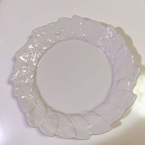 【タイムセール 】イタリア製 este. c.e リーフ模様の白いお皿 直径約24cm 美品 イタリー イタリア