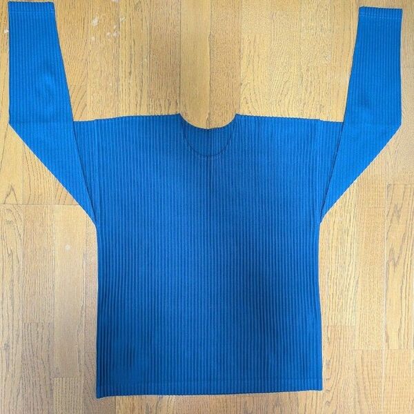 HOMME PLISSE ISSEY MIYAKE BASIC 長袖Tシャツ ブルー
