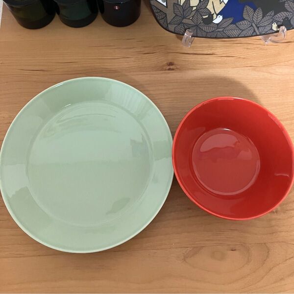 イッタラ ティーマ 21㎝プレート セラドングリーン/15㎝ボウル テラコッタ 2枚セット