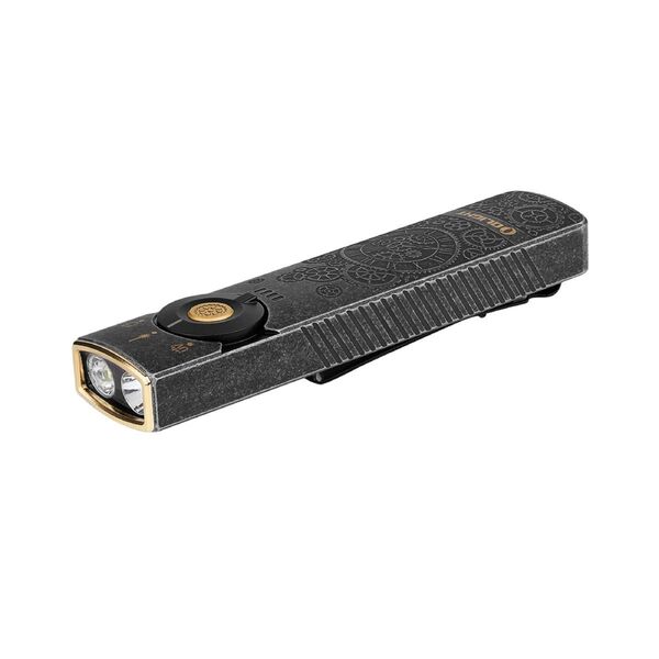 オーライト 18周年 チタン歯車 Arkfeld Pro 初の三つの光源を一つに OLIGHT 【新品未開封品】