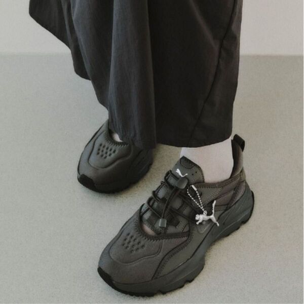 スニーカー 「emmi×PUMA」ORKID SANDAL レディース