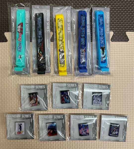GUNDAM SERIES オリジナルピンバッチ7種 オリジナルフードクリップ5種 計12個セット