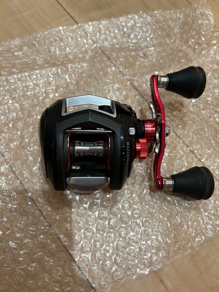 アブガルシア レボ ビッグシューター HS 右ハンドル