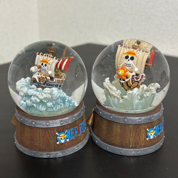 ONE PIECE スノードーム 2個セット ゴーイングメリー号 サウザンドサニー号