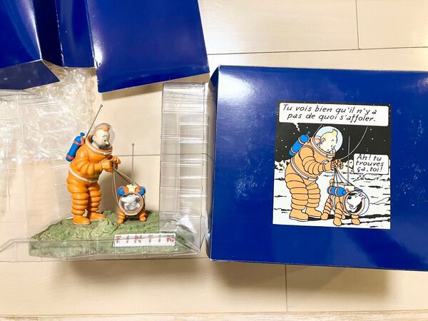 希少 タンタンの冒険 月世界探検 フィギュア 箱付き Tin Tin 宇宙