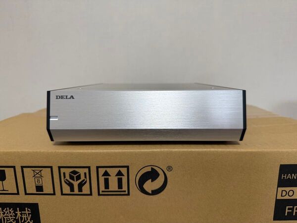 DELA S100/2 シルバー ネットワークスイッチ 新品同様品