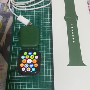 Apple Watch Series 7 GPSモデル 45mm グリーンアルミニウムケース