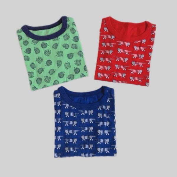 UNIQLO リサラーソン 半袖Tシャツ トップス 総柄Tシャツ ユニクロ Tシャツ 半袖 男の子