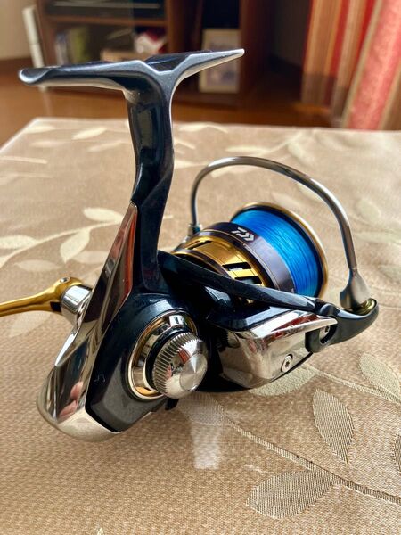 ダイワ 18 レガリア LT3000D-C です。