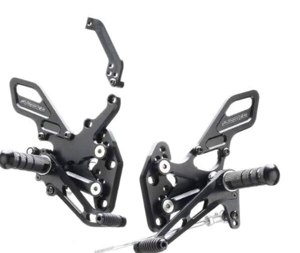 【未使用品】ストライカー GSX-R125 STRIKERスペシャルステップキット s125 バックステップ SS-AA2147B