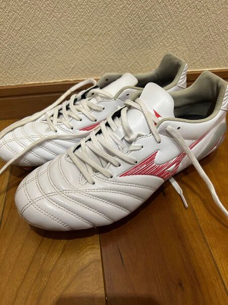 サッカー スパイク ミズノ