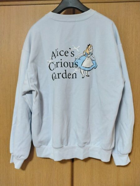 人気 ディズニー不思議の国のアリス アベイル トレーナー スウェットMサイズ 水色 新品