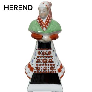 □民族衣装の女性□14cm□HEREND□