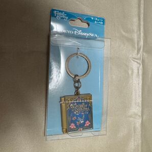 ディズニー ファンタジースプリングス キーチェーン ルーペ付 キーホルダー