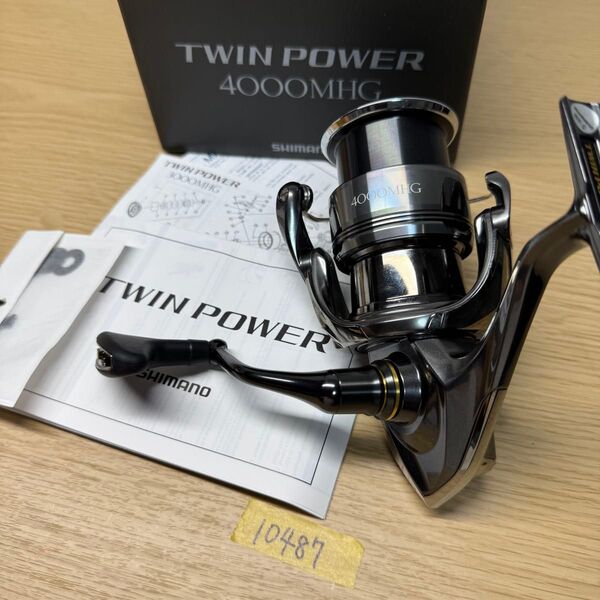 シマノ 24 ツインパワー 4000MHG SHIMANO TWIN POWER 10487