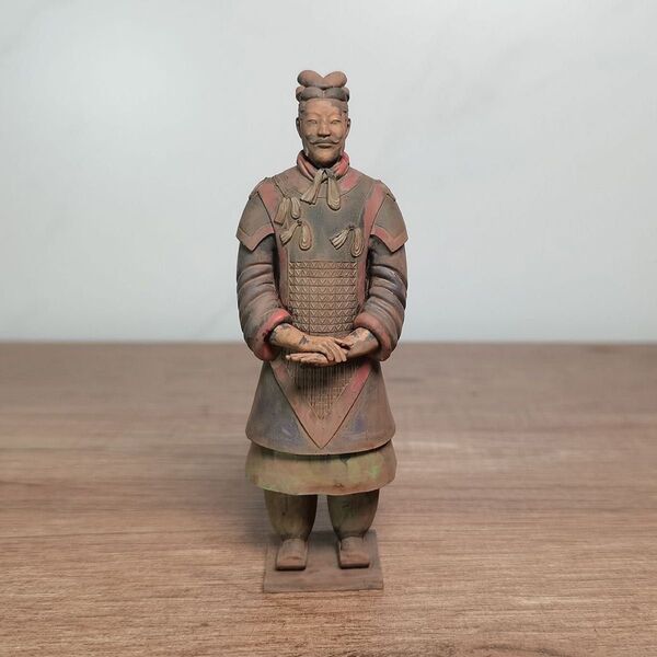 兵馬俑 フィギュア 彩色仕上げ 秦始皇時代 将軍俑 西安観光記念品 ギフト