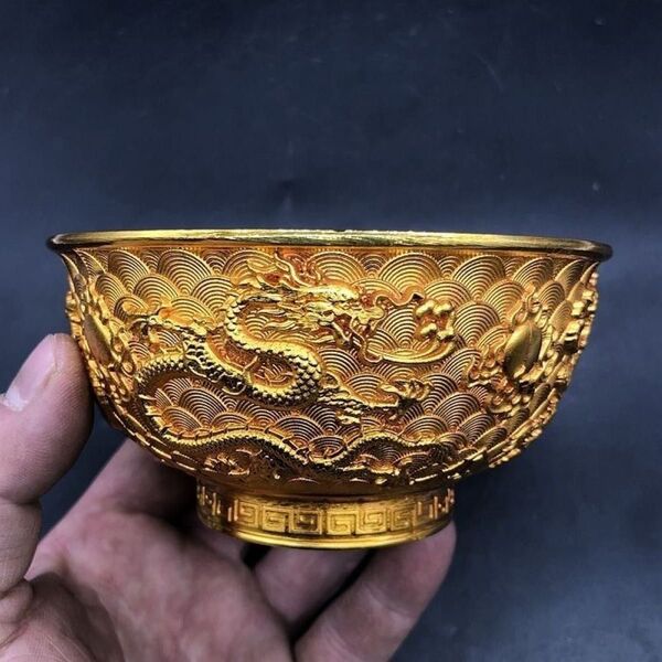 アンティーク風 金浮彫 双龍戯珠 銅製碗 インテリア置物(大清乾隆年製風) 中国古玩 時代物 旧家収蔵