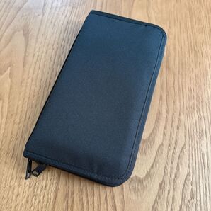 美品◎無印良品 パスポートケース 黒 クリアポケット6枚付き