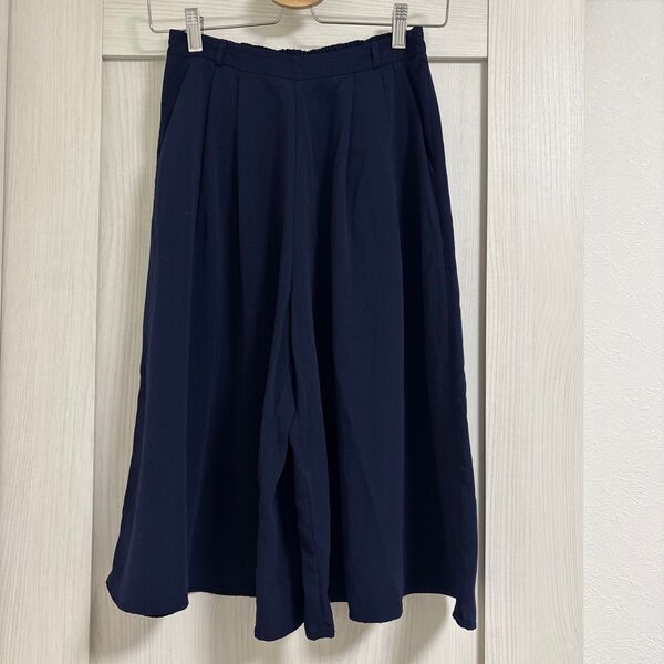 GU ネイビー ガウチョパンツ さらさら Sサイズ ワイドパンツ 春夏