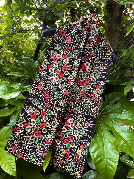 ハンドメイド 着物リメイク 花柄ストール 華やか 正絹 アクセントに