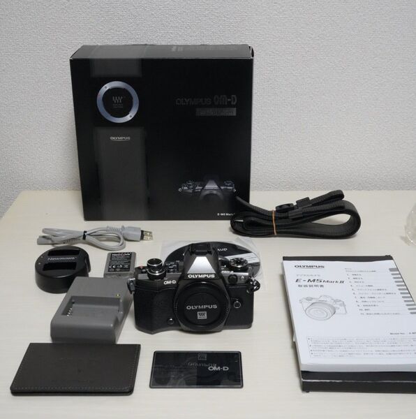 【限定】OM-D E-M5 Mark II Limited Edition チタニウムカラー