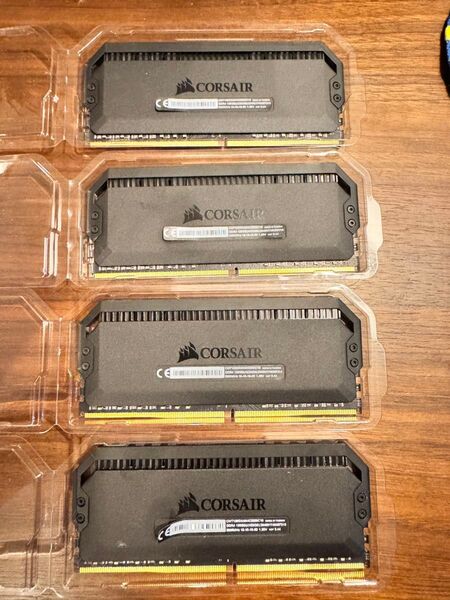 Corsair CMT128GX4M4C3200C16