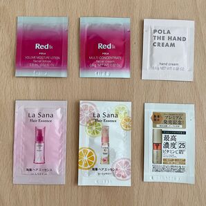 サンプル 化粧品3包 ラサーナ2包 ハンドクリーム1包