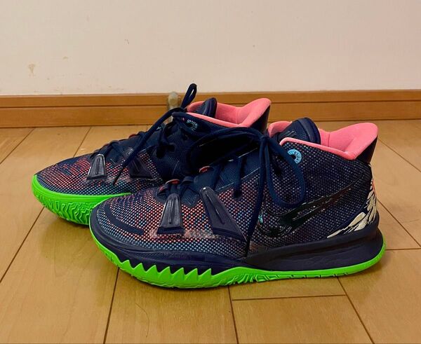 NIKE、カイリー7 EP、26センチ