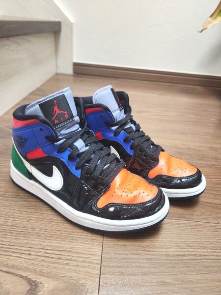 NIKE WMNS AIR JORDAN 1 MID SE "PATENT BLEND"