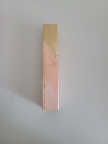 hince ヒンス スリムフィット リキッドベルベット 03