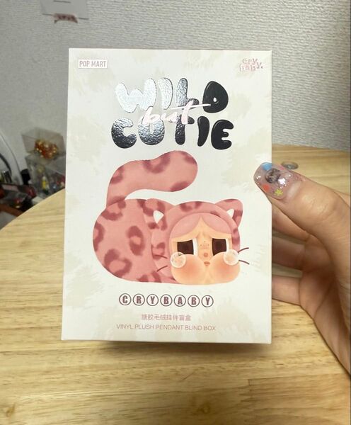 POP MART CRYBABY Wild but Cutie Series ぬいぐるみペンダント 1ピース